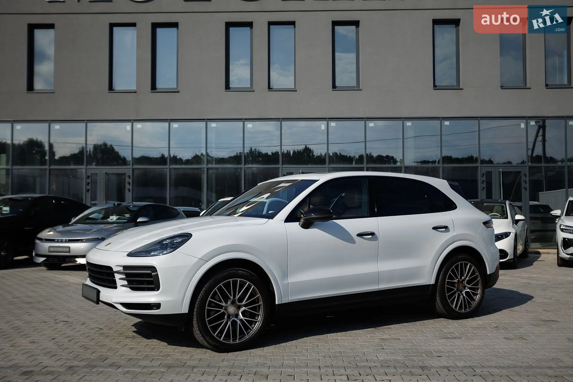 2022 Porsche Cayenne - мініатюра 7