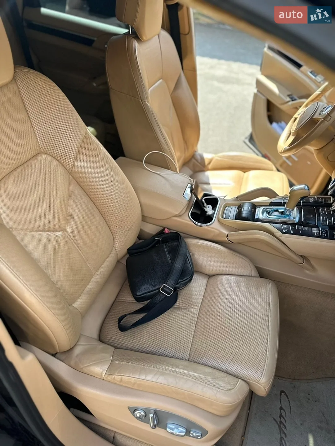 2012 Porsche Cayenne - мініатюра 9