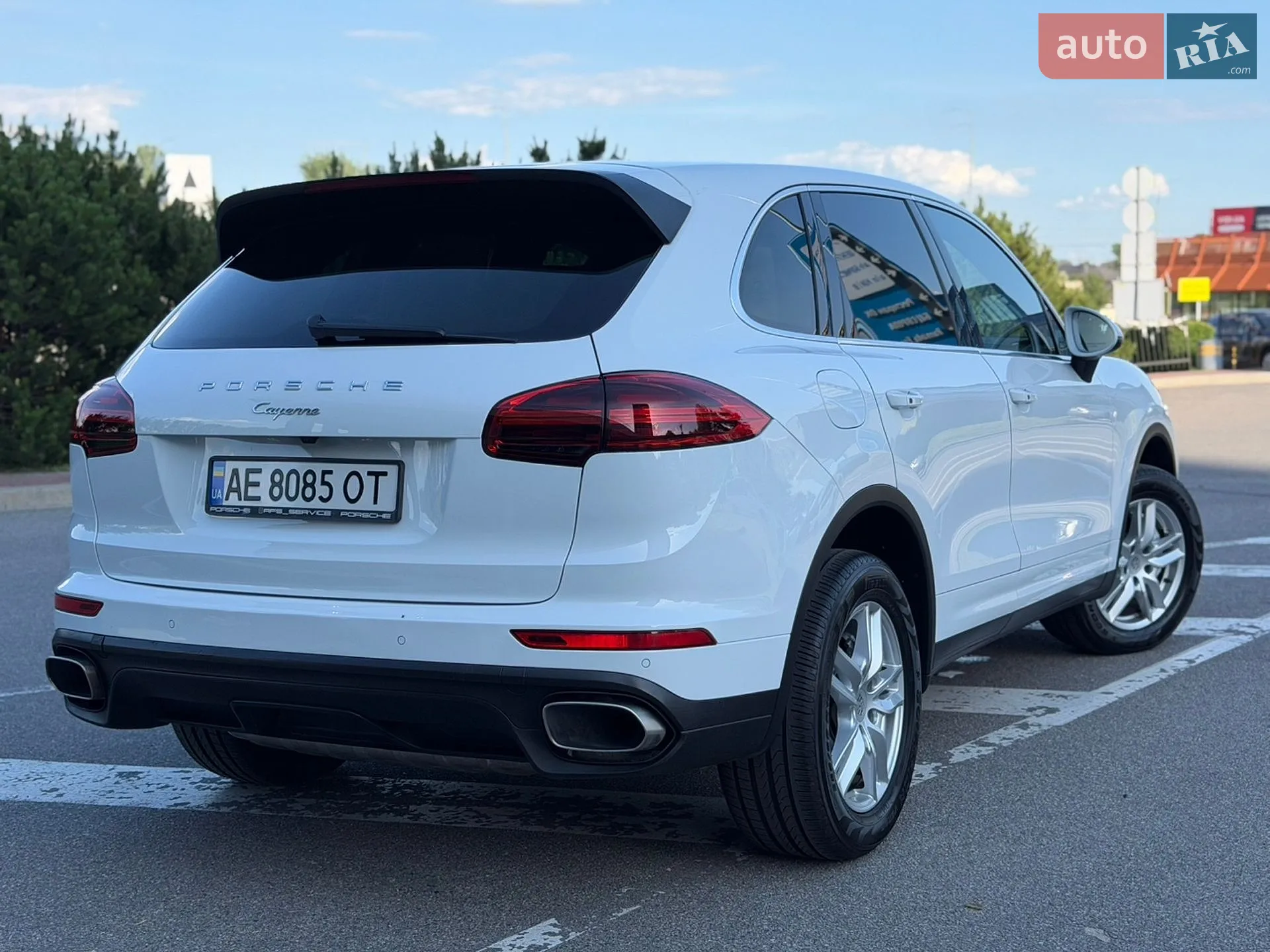 2016 Porsche Cayenne - мініатюра 9
