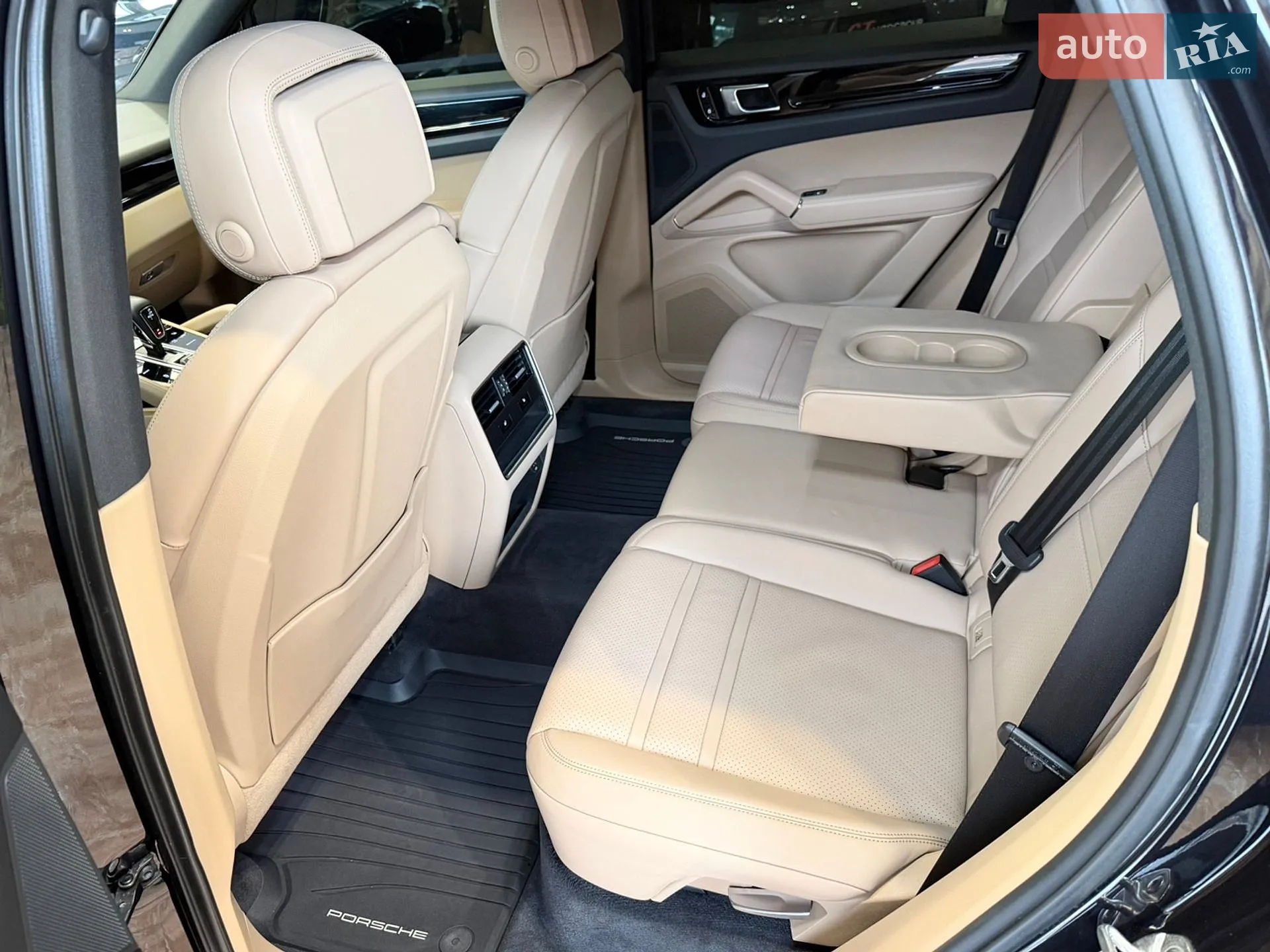 2019 Porsche Cayenne - мініатюра 41