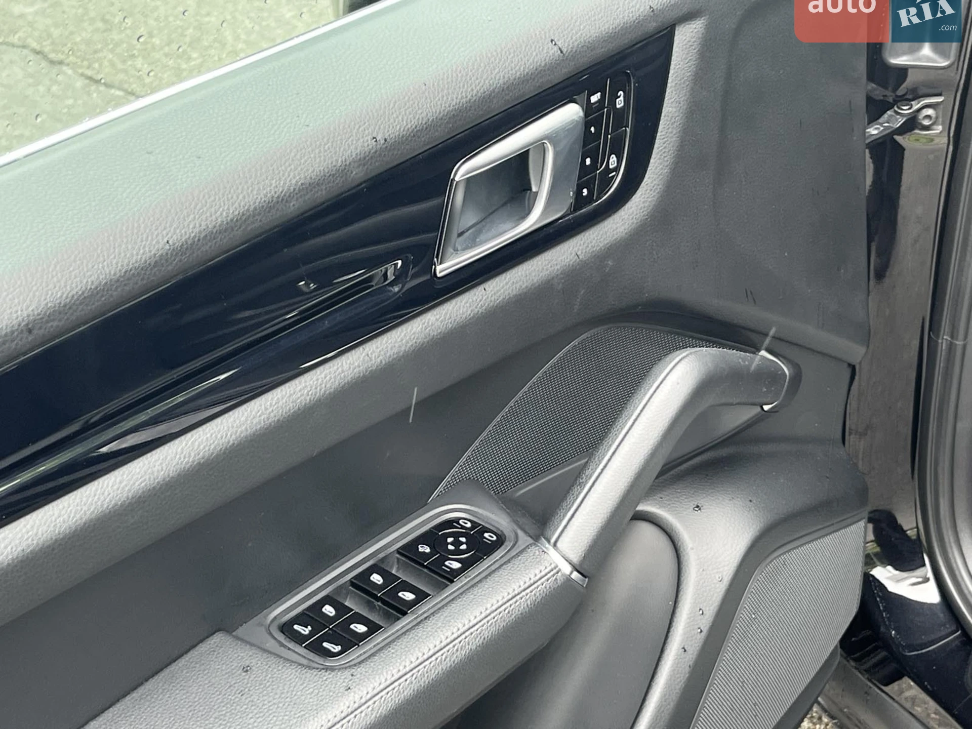 2020 Porsche Cayenne - мініатюра 21