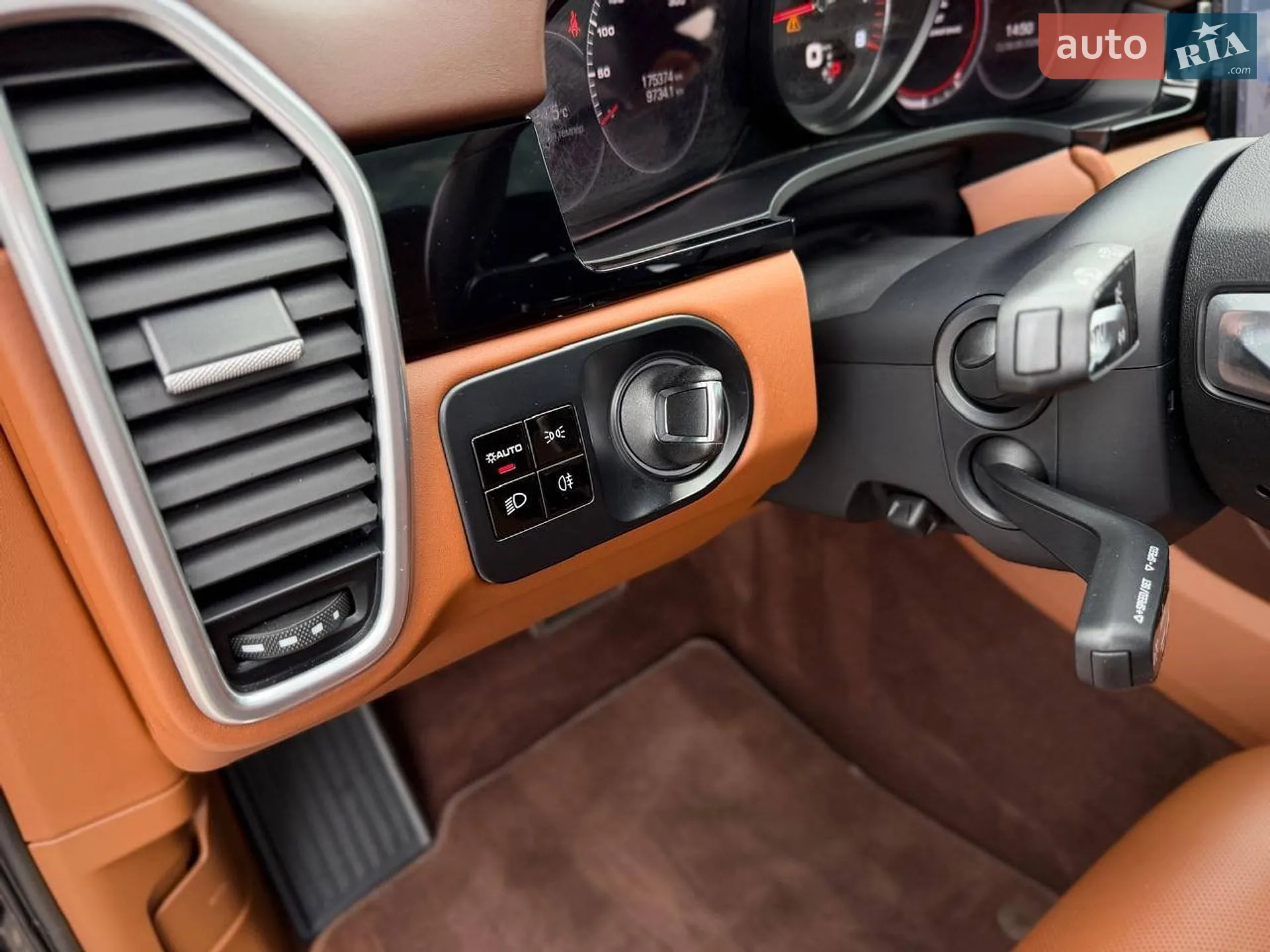 2019 Porsche Cayenne Coupe - мініатюра 48