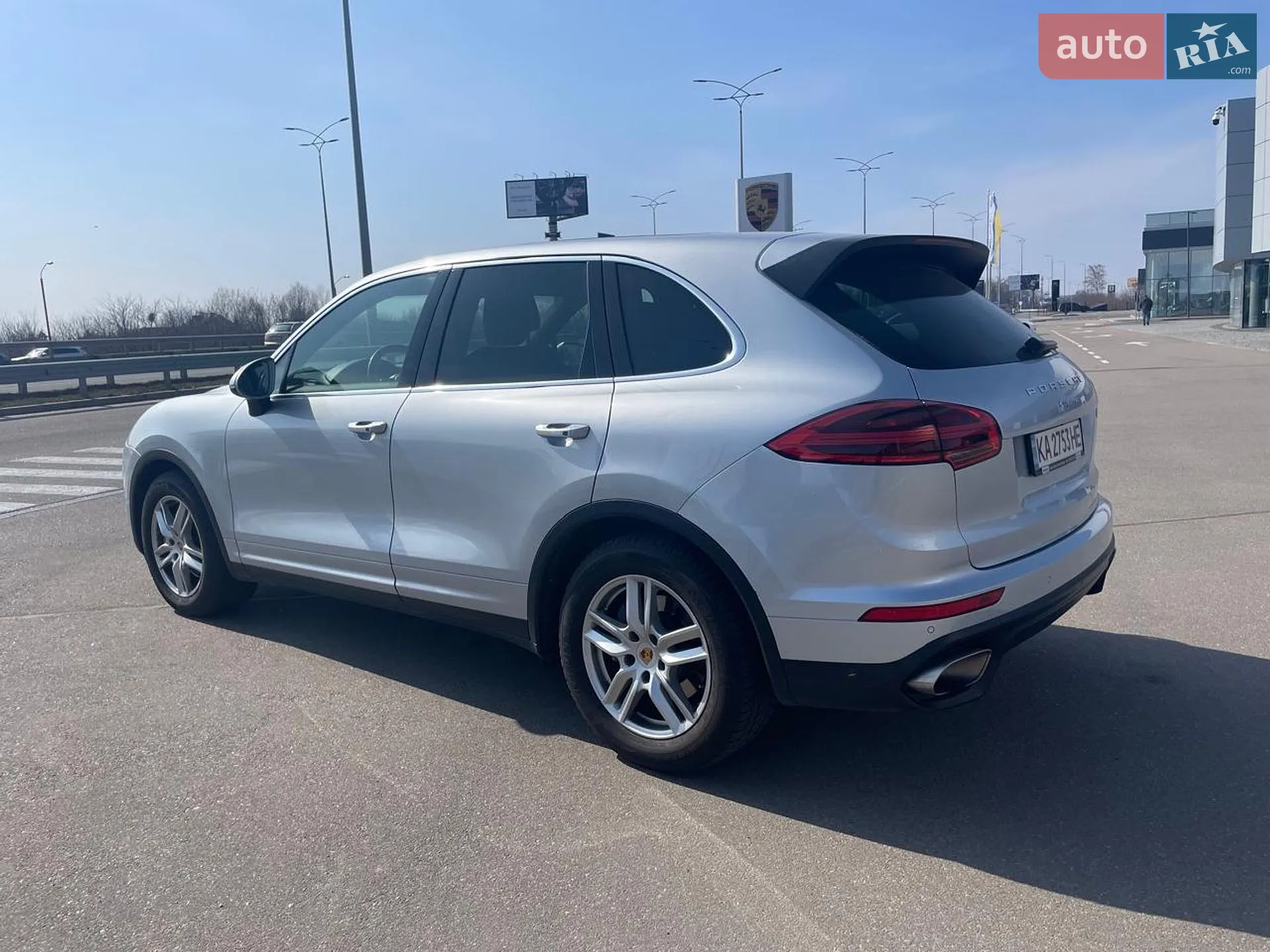 2015 Porsche Cayenne - мініатюра 4