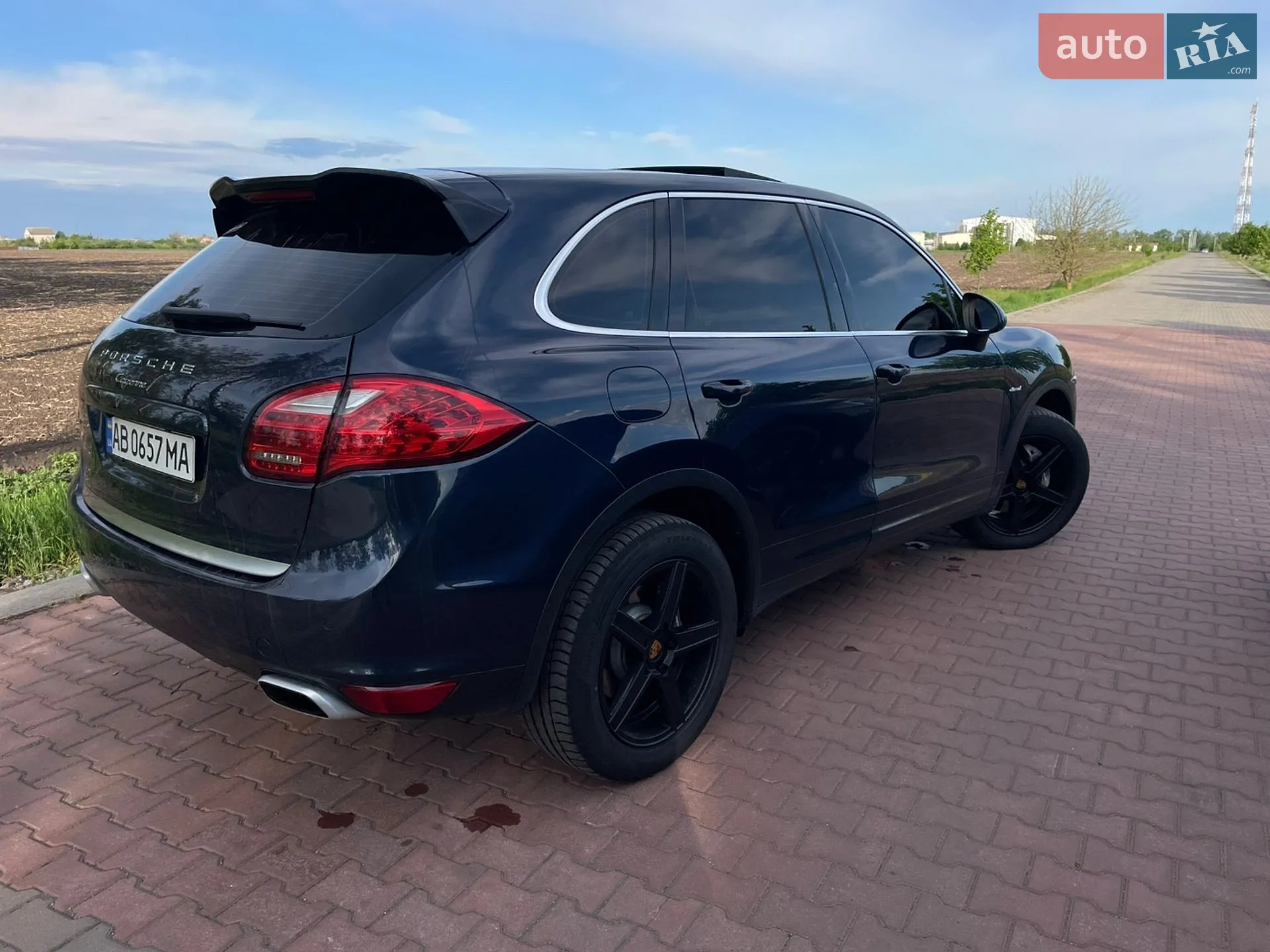 2011 Porsche Cayenne - мініатюра 5
