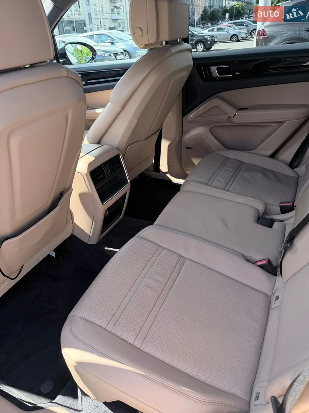 2019 Porsche Cayenne - мініатюра 14