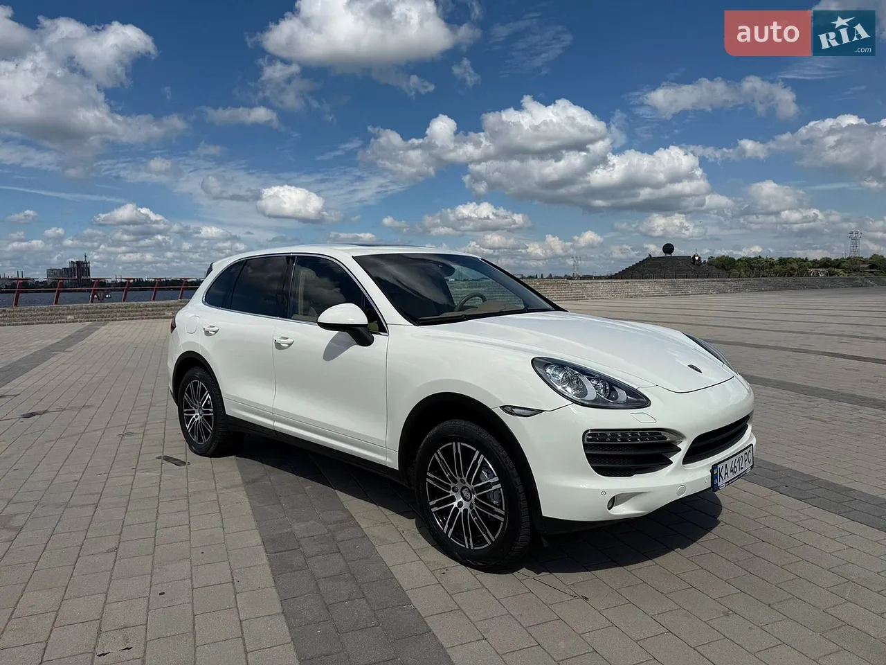 2010 Porsche Cayenne - мініатюра 15