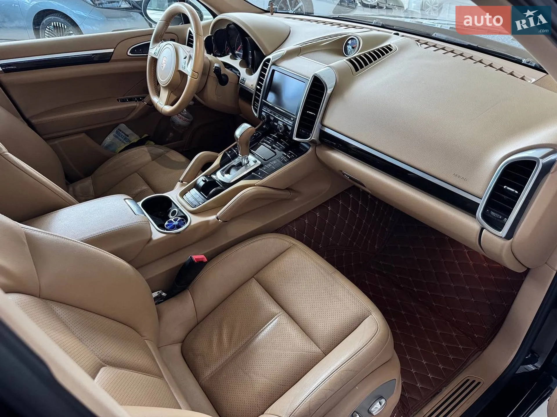 2012 Porsche Cayenne - мініатюра 8