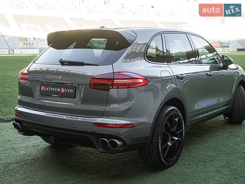 Porsche Cayenne 2016 VIN WP1AB2A25HLA50153 фото оголошення 12 з 97