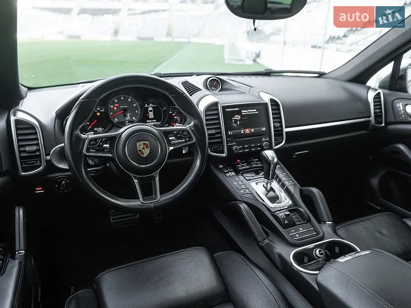 Porsche Cayenne 2016 VIN WP1AB2A25HLA50153 фото оголошення 44 з 97