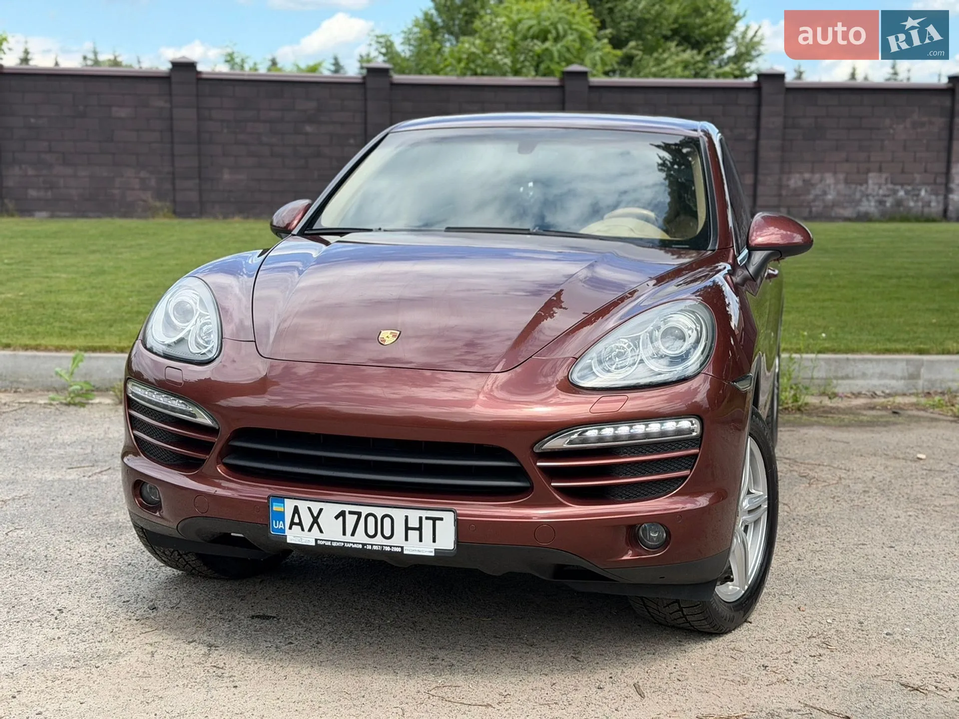 2011 Porsche Cayenne - мініатюра 2