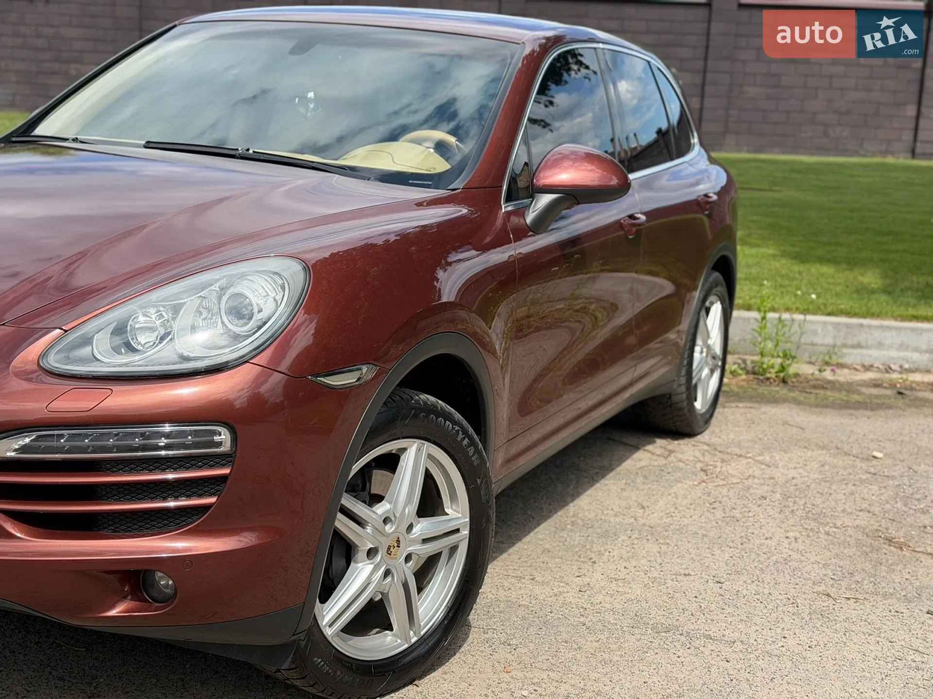 2011 Porsche Cayenne - мініатюра 5
