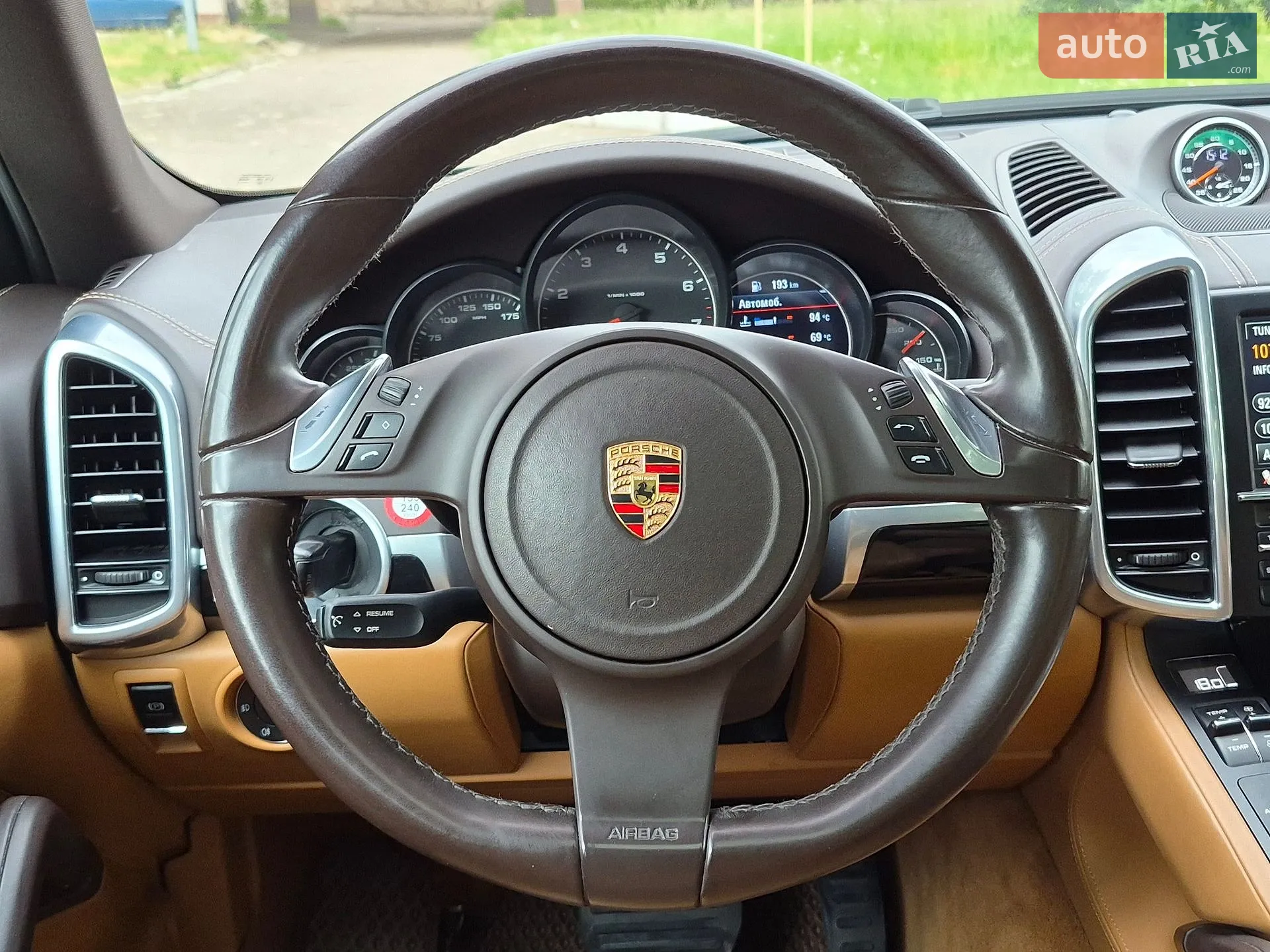 2012 Porsche Cayenne - мініатюра 18