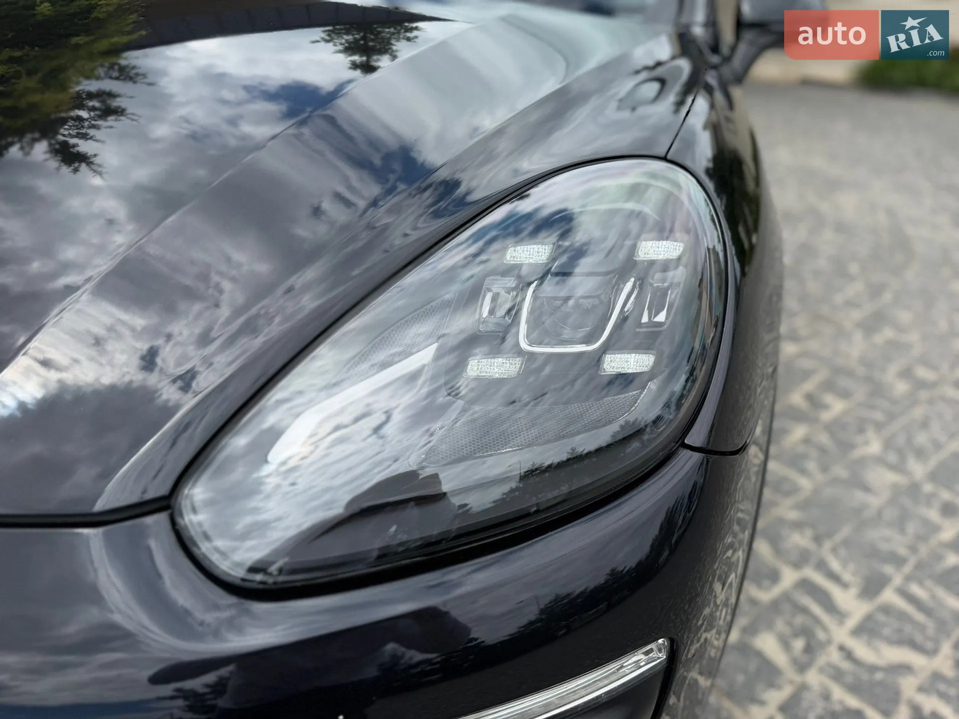 2015 Porsche Cayenne - мініатюра 26