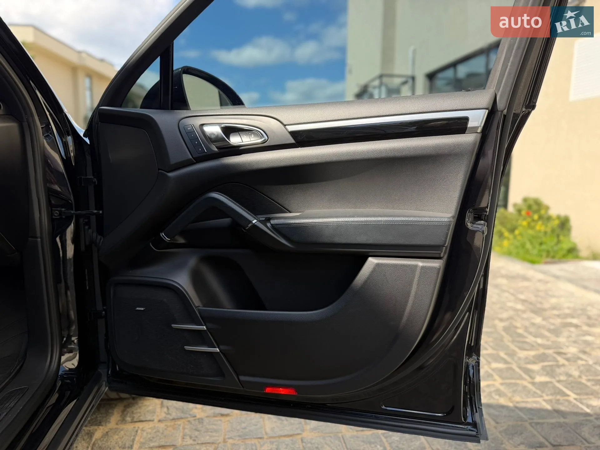 2015 Porsche Cayenne - мініатюра 45