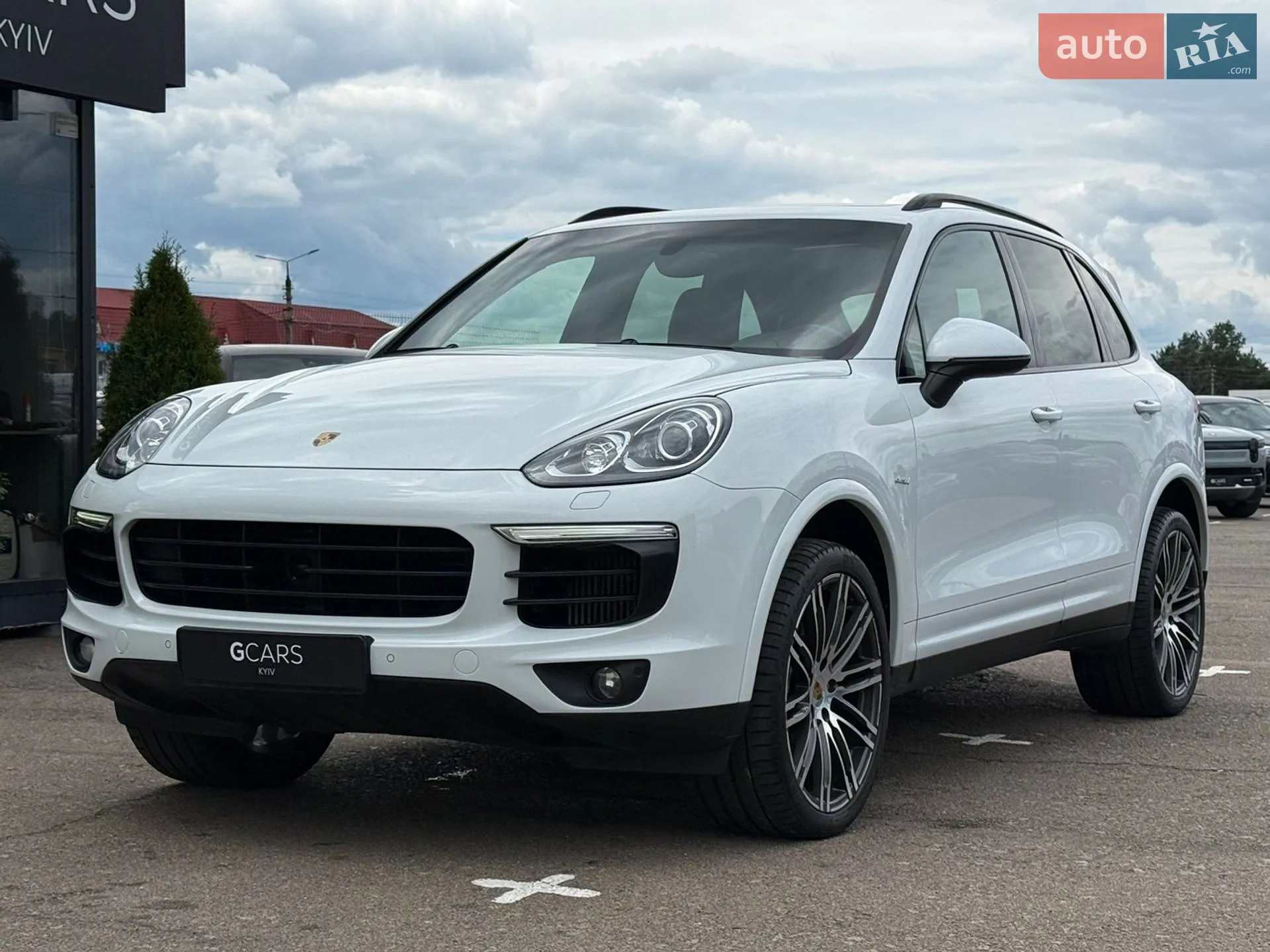 2017 Porsche Cayenne - мініатюра 2