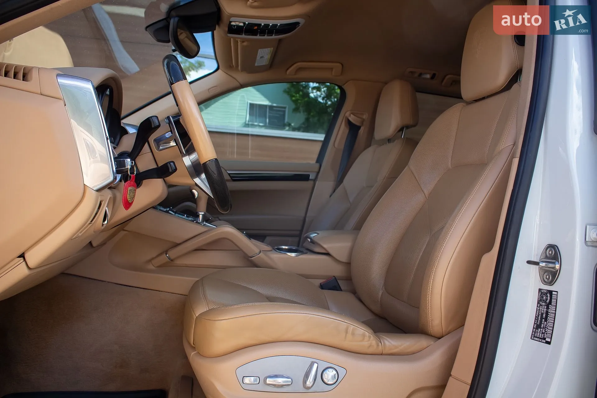 2015 Porsche Cayenne - мініатюра 11