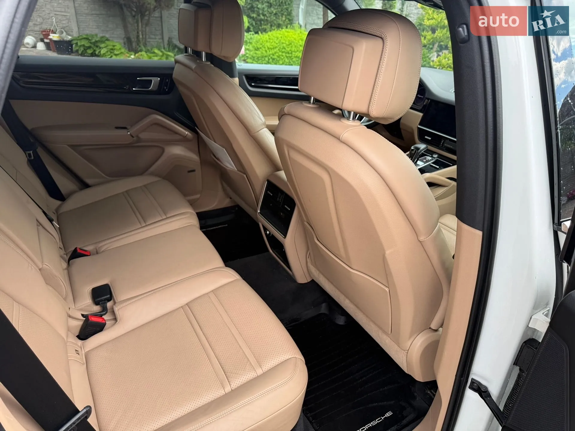 2020 Porsche Cayenne - мініатюра 11