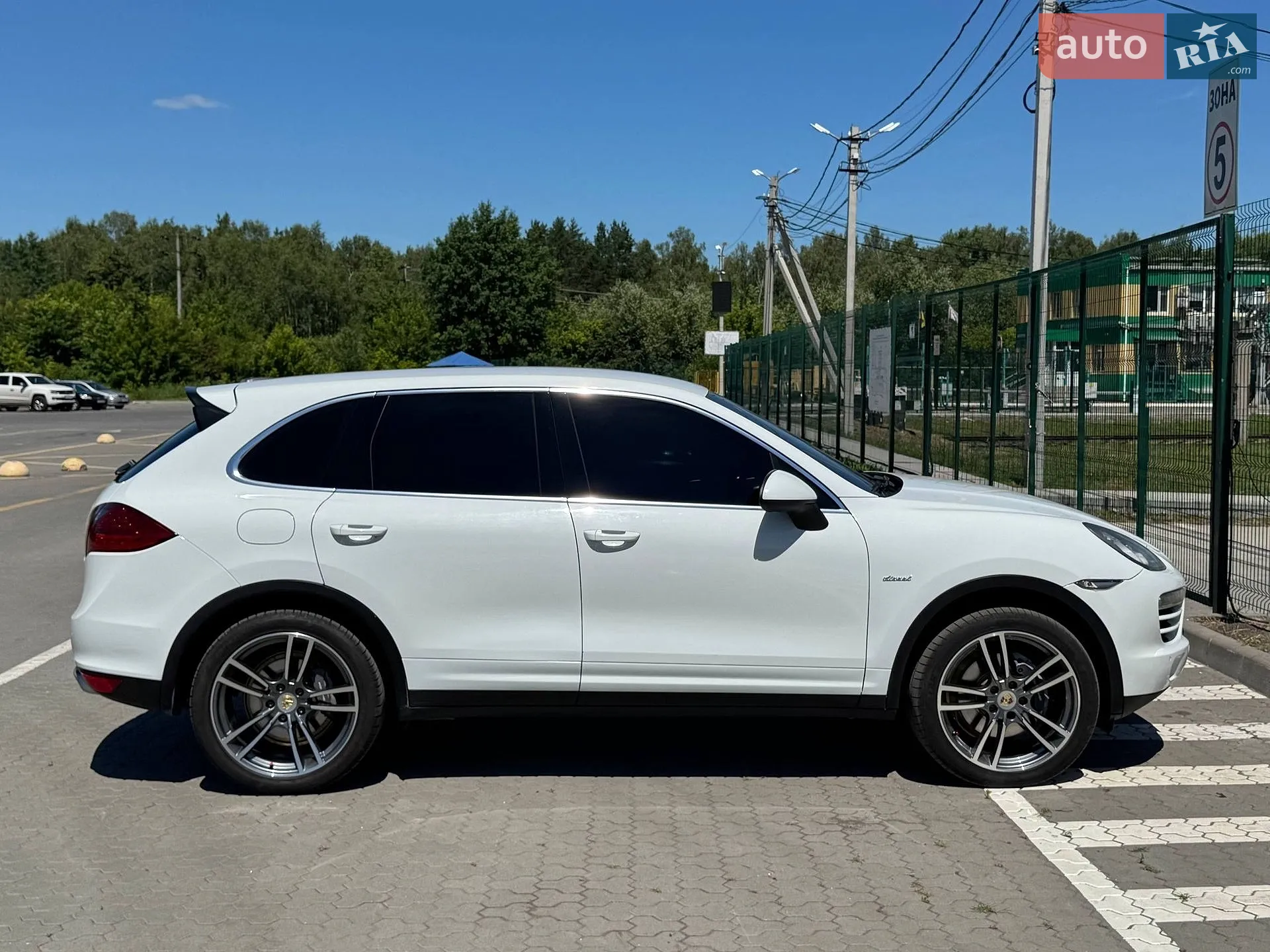 2013 Porsche Cayenne - мініатюра 5