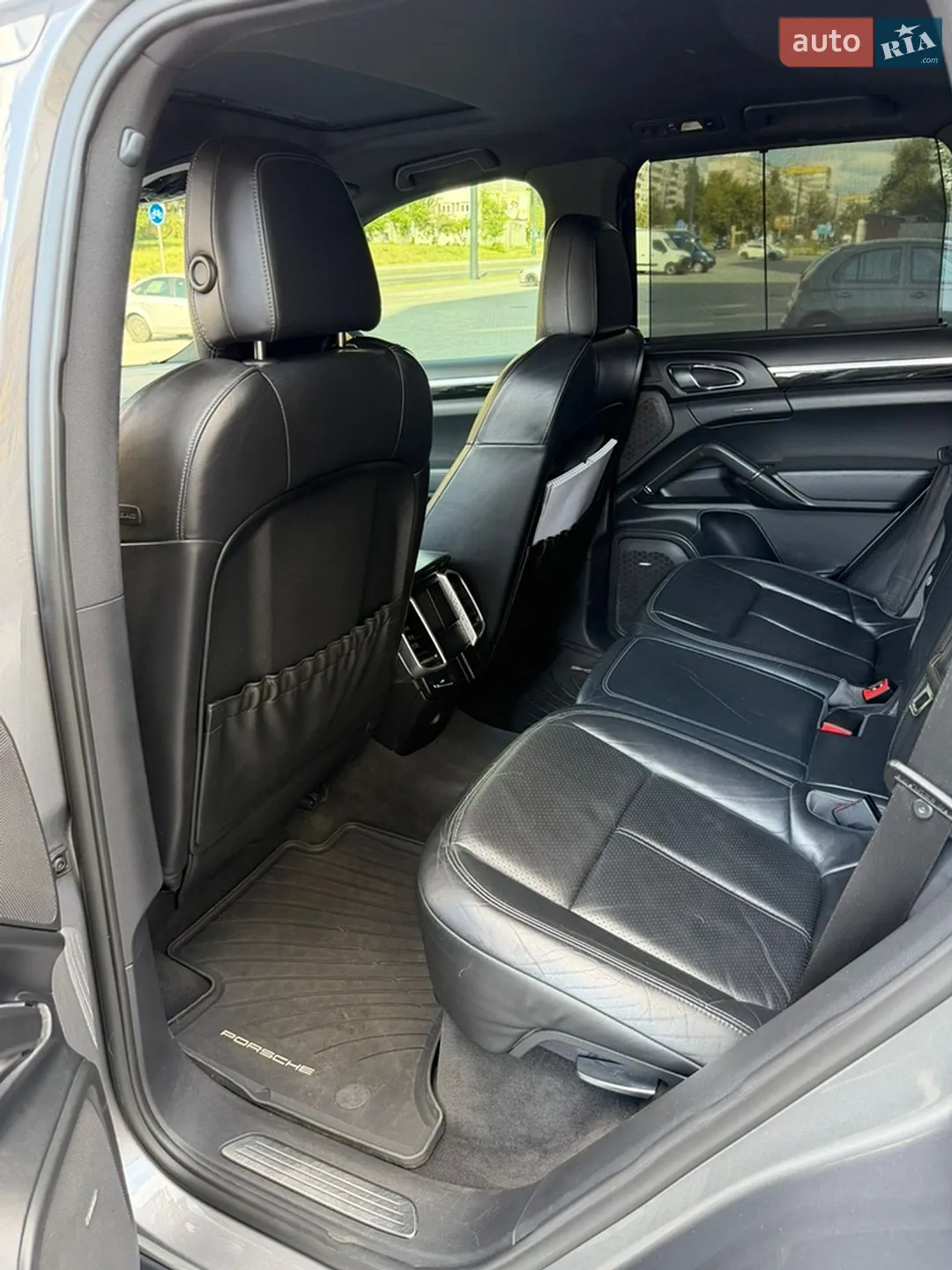 2010 Porsche Cayenne - мініатюра 9