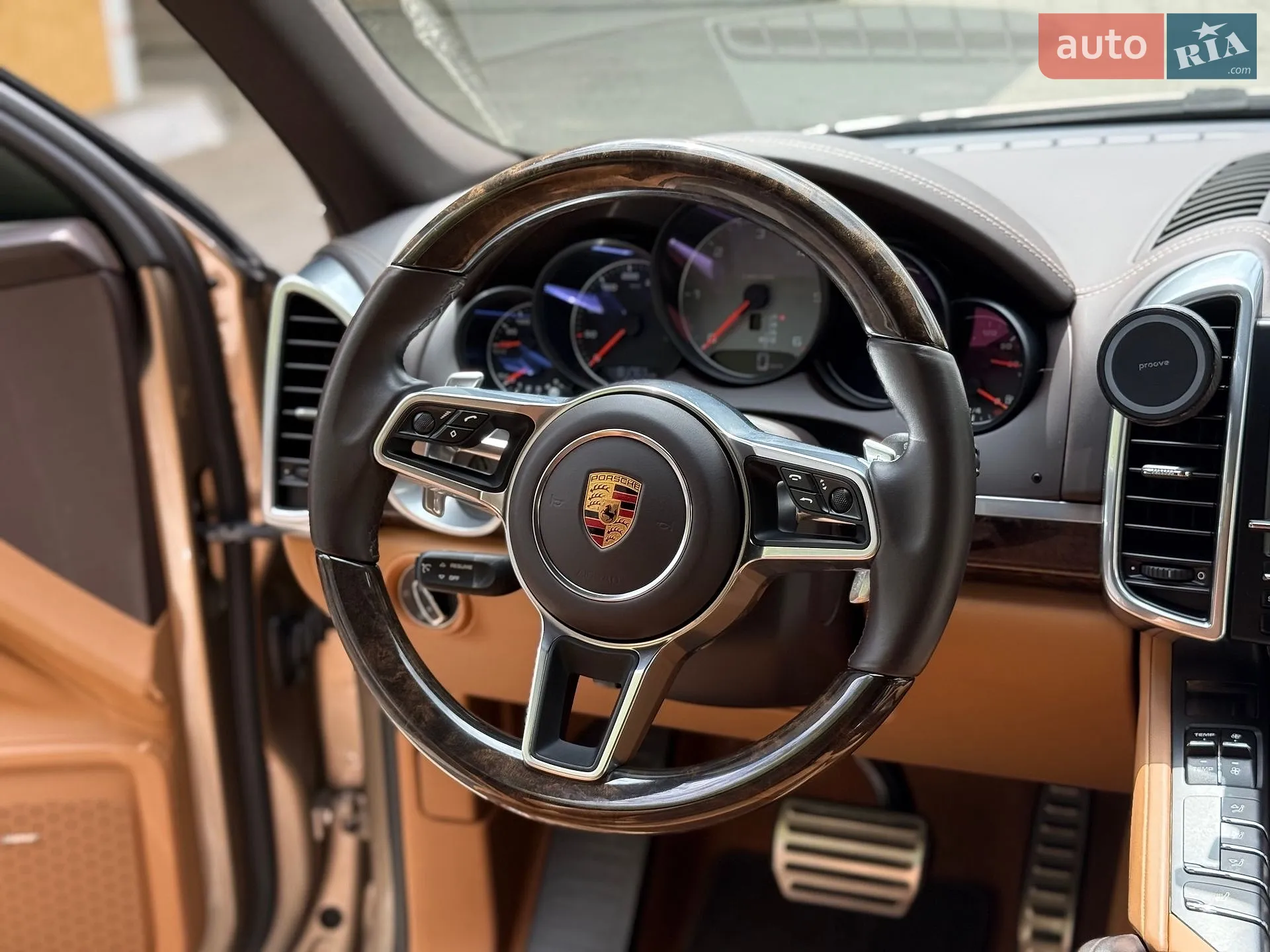 2016 Porsche Cayenne - мініатюра 24