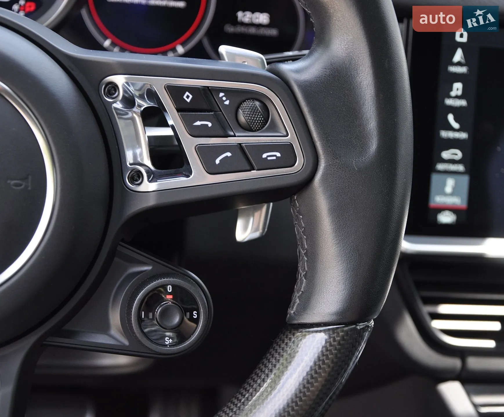 2019 Porsche Cayenne - мініатюра 44