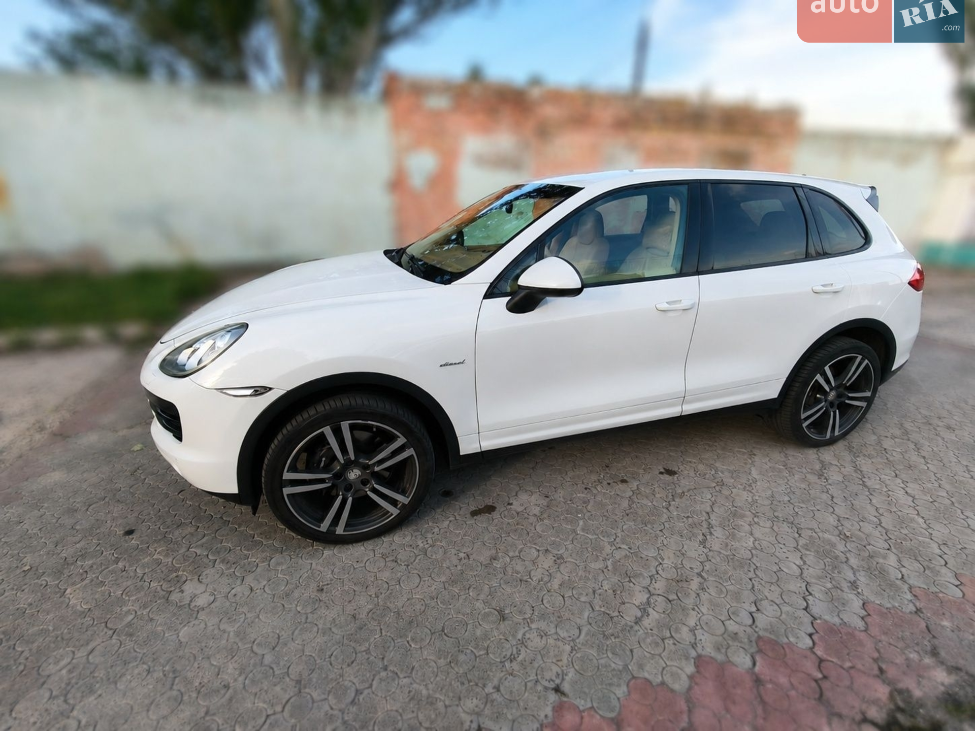 2013 Porsche Cayenne - мініатюра 3