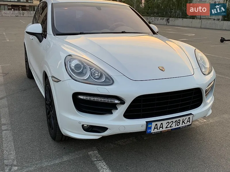 Porsche Cayenne 2012