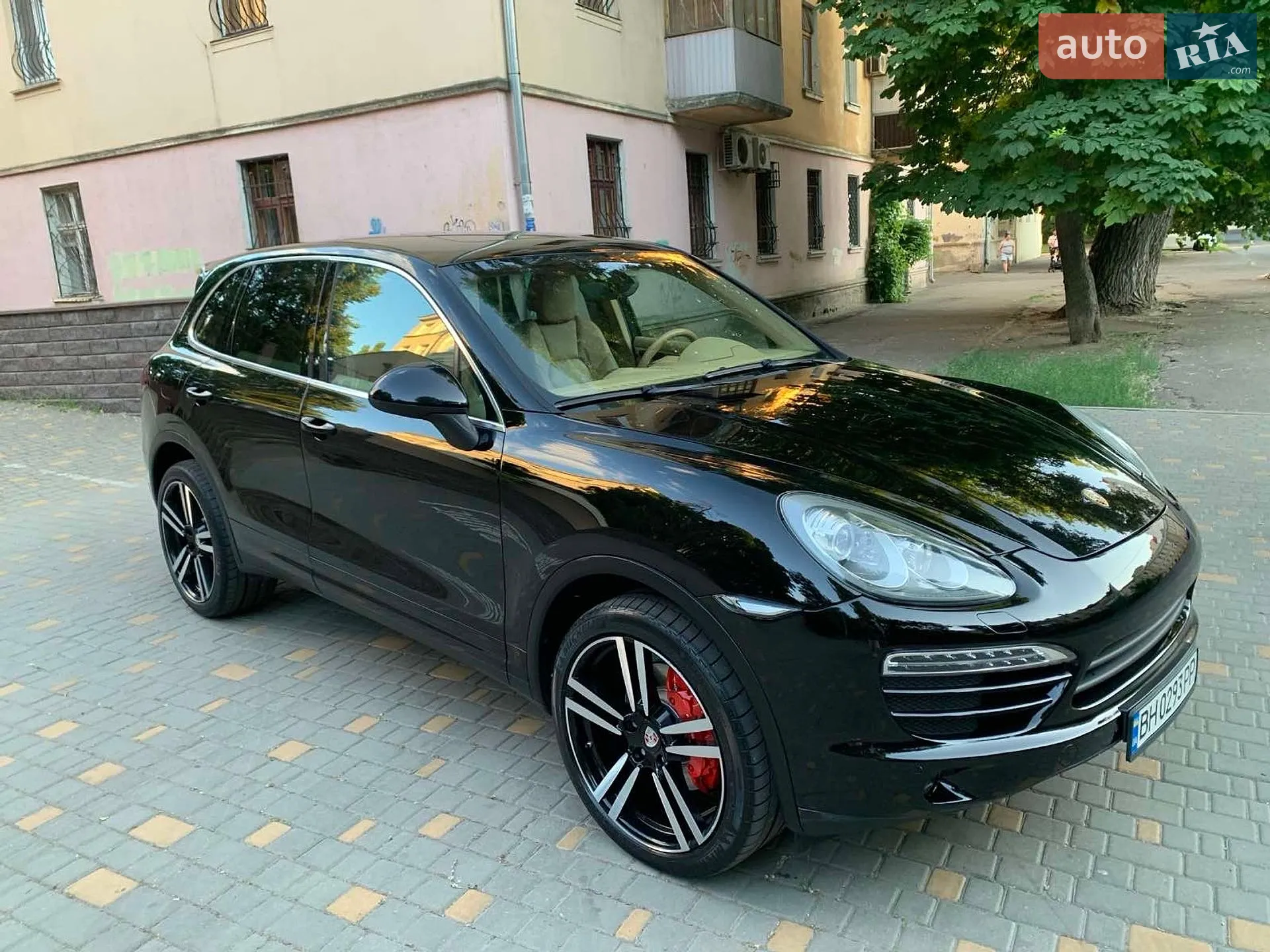 2011 Porsche Cayenne - мініатюра 3
