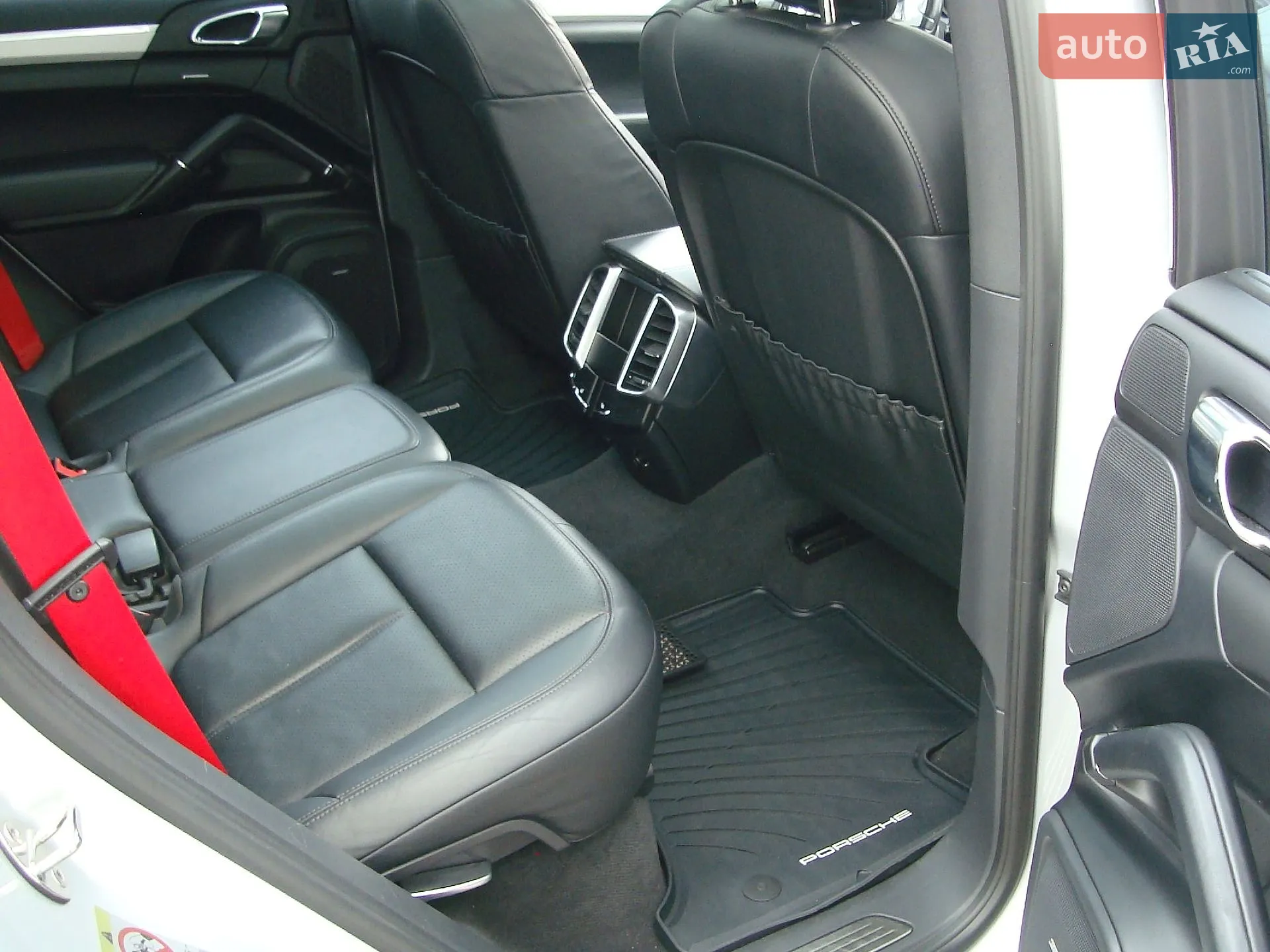 2014 Porsche Cayenne - мініатюра 17