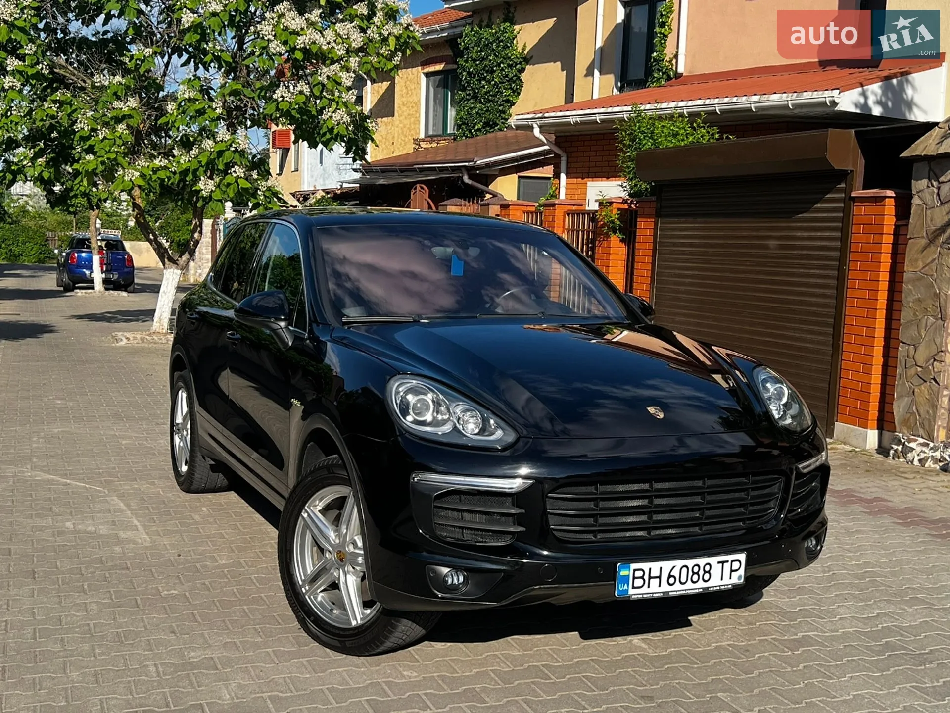 2015 Porsche Cayenne - мініатюра 3