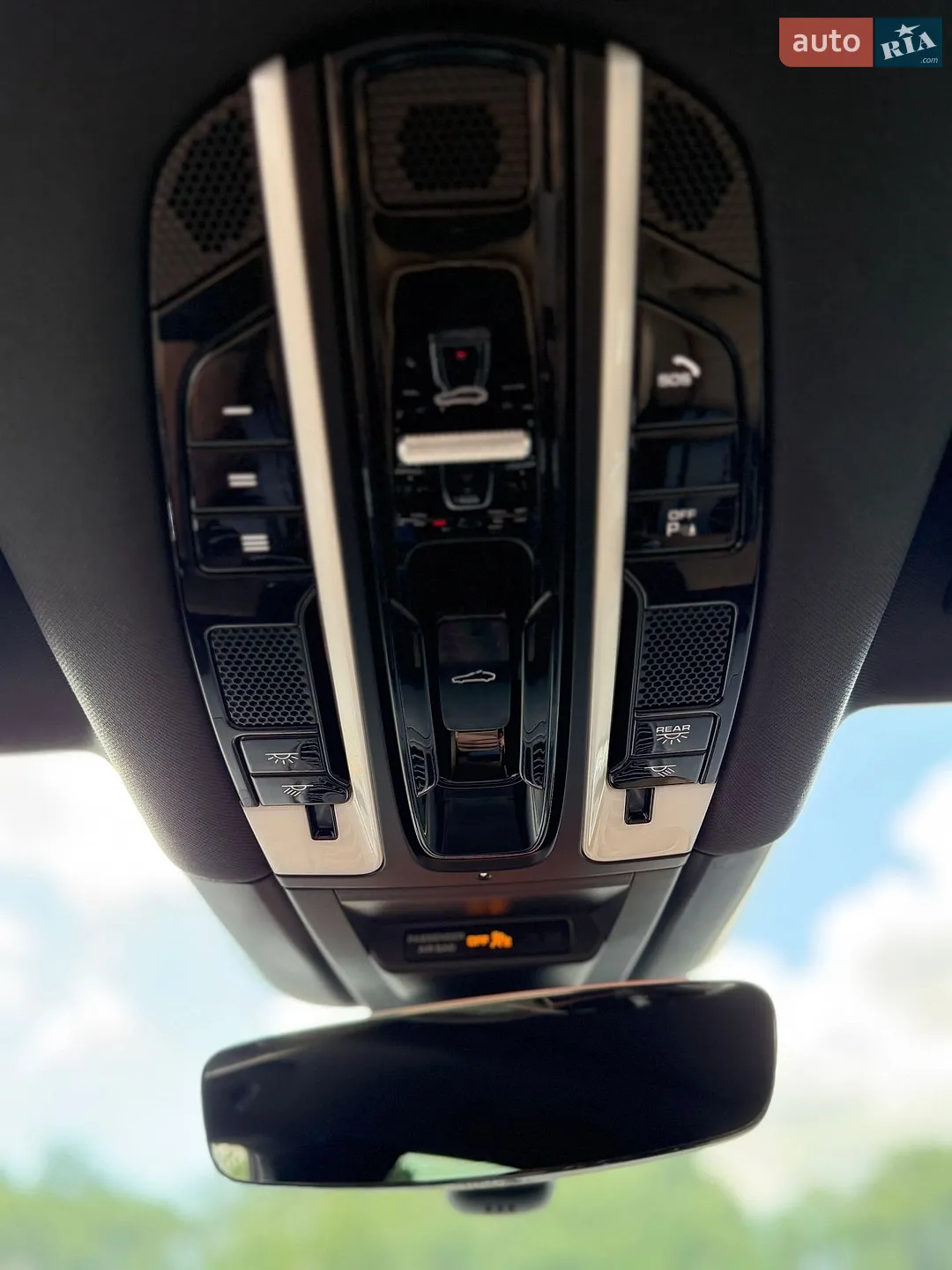 2018 Porsche Cayenne - мініатюра 38