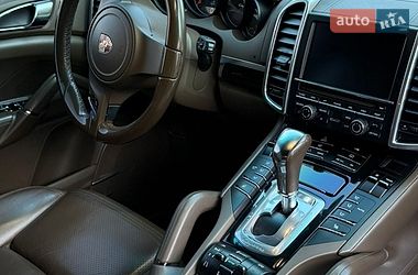 Внедорожник / Кроссовер Porsche Cayenne 2010 в Тернополе