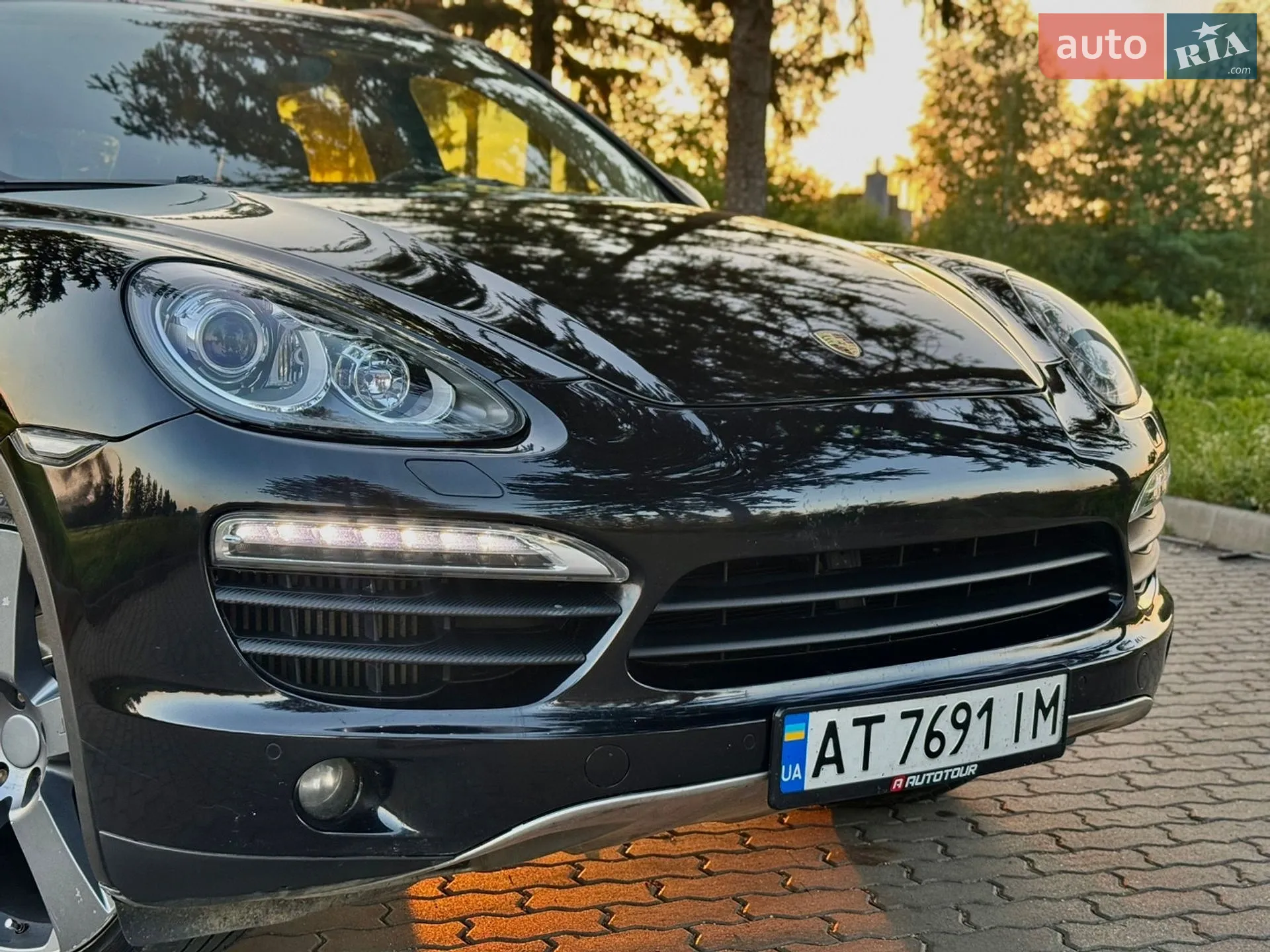 2011 Porsche Cayenne - мініатюра 2