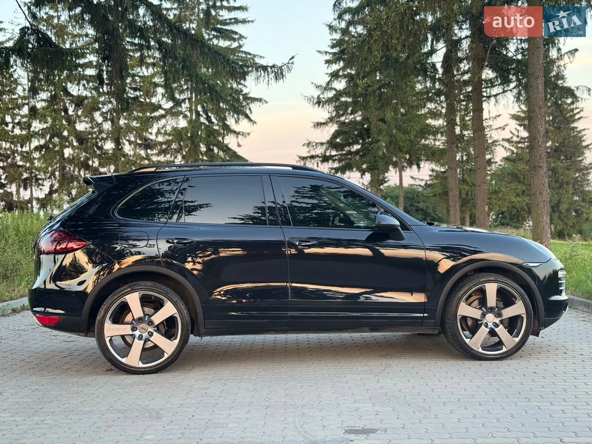 2011 Porsche Cayenne - мініатюра 9