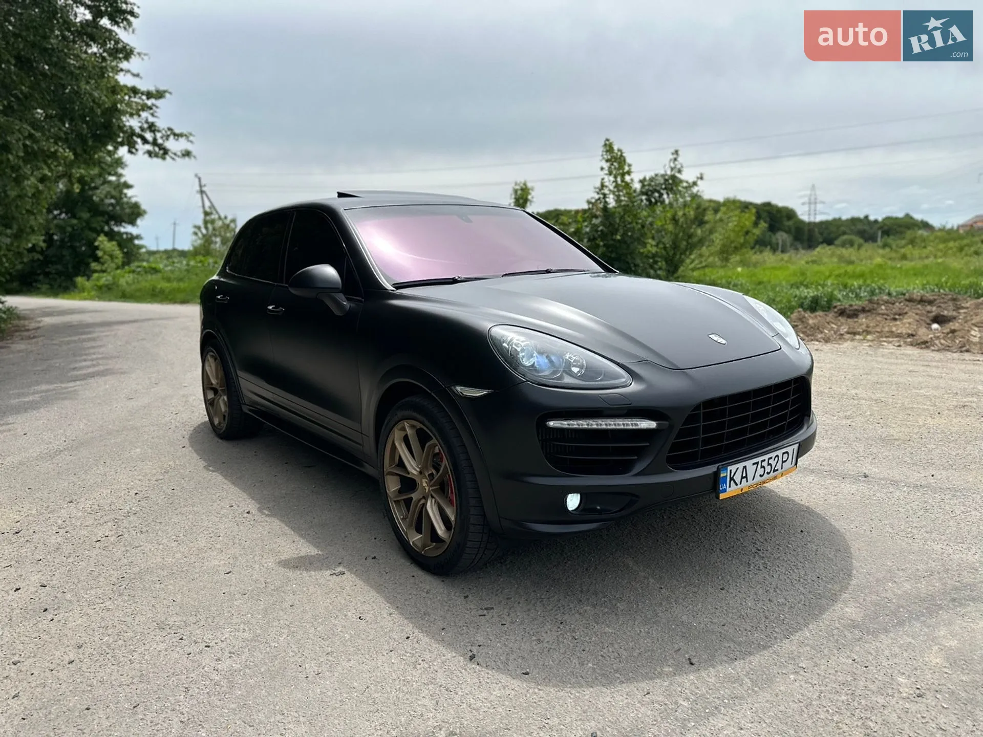 2010 Porsche Cayenne - мініатюра 2