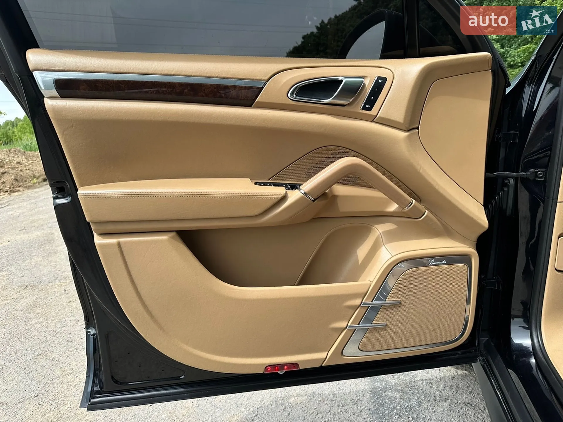 2010 Porsche Cayenne - мініатюра 12