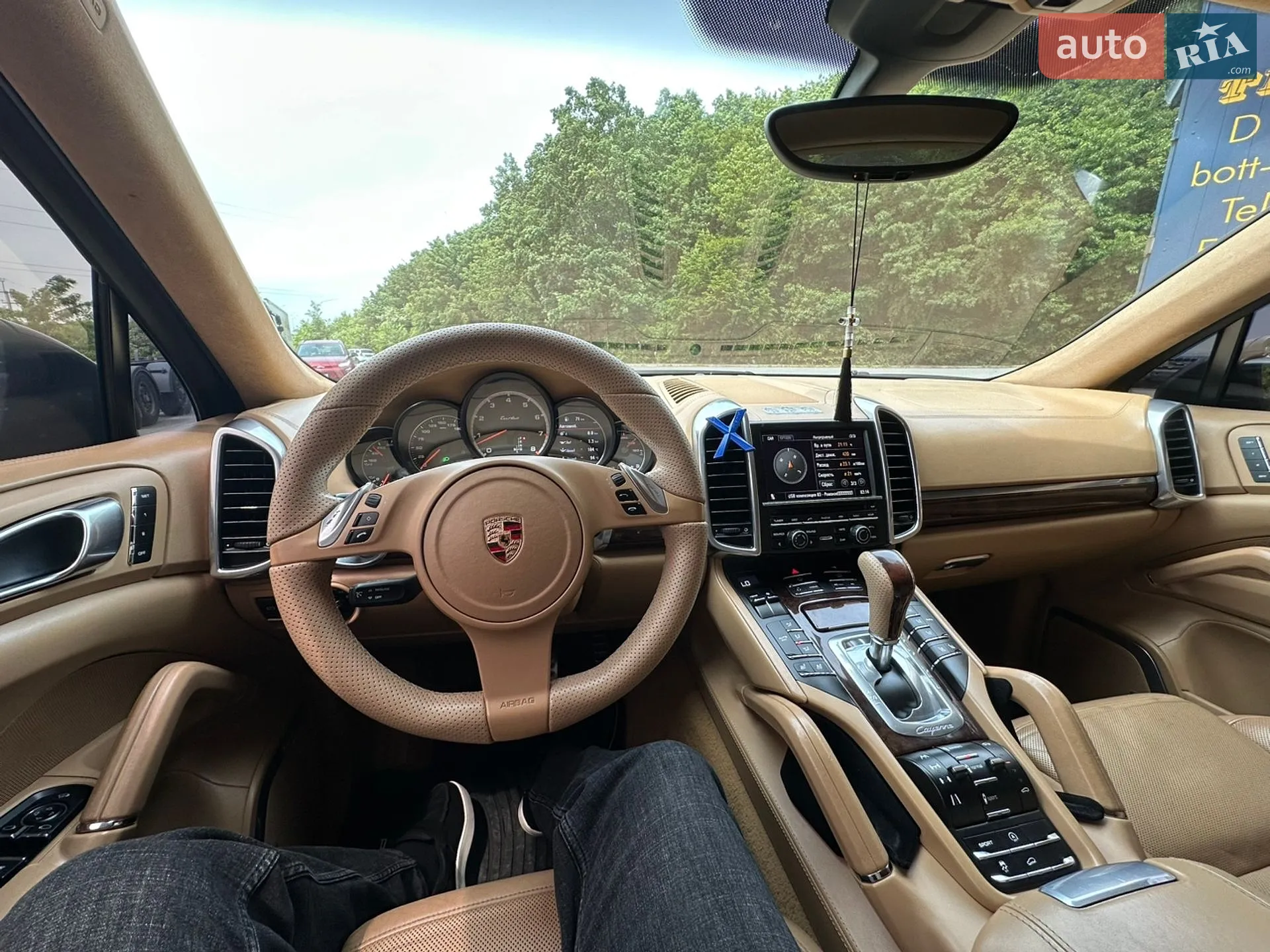 2010 Porsche Cayenne - мініатюра 15