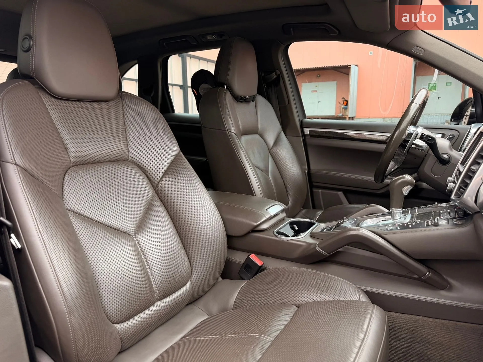 2014 Porsche Cayenne - мініатюра 18