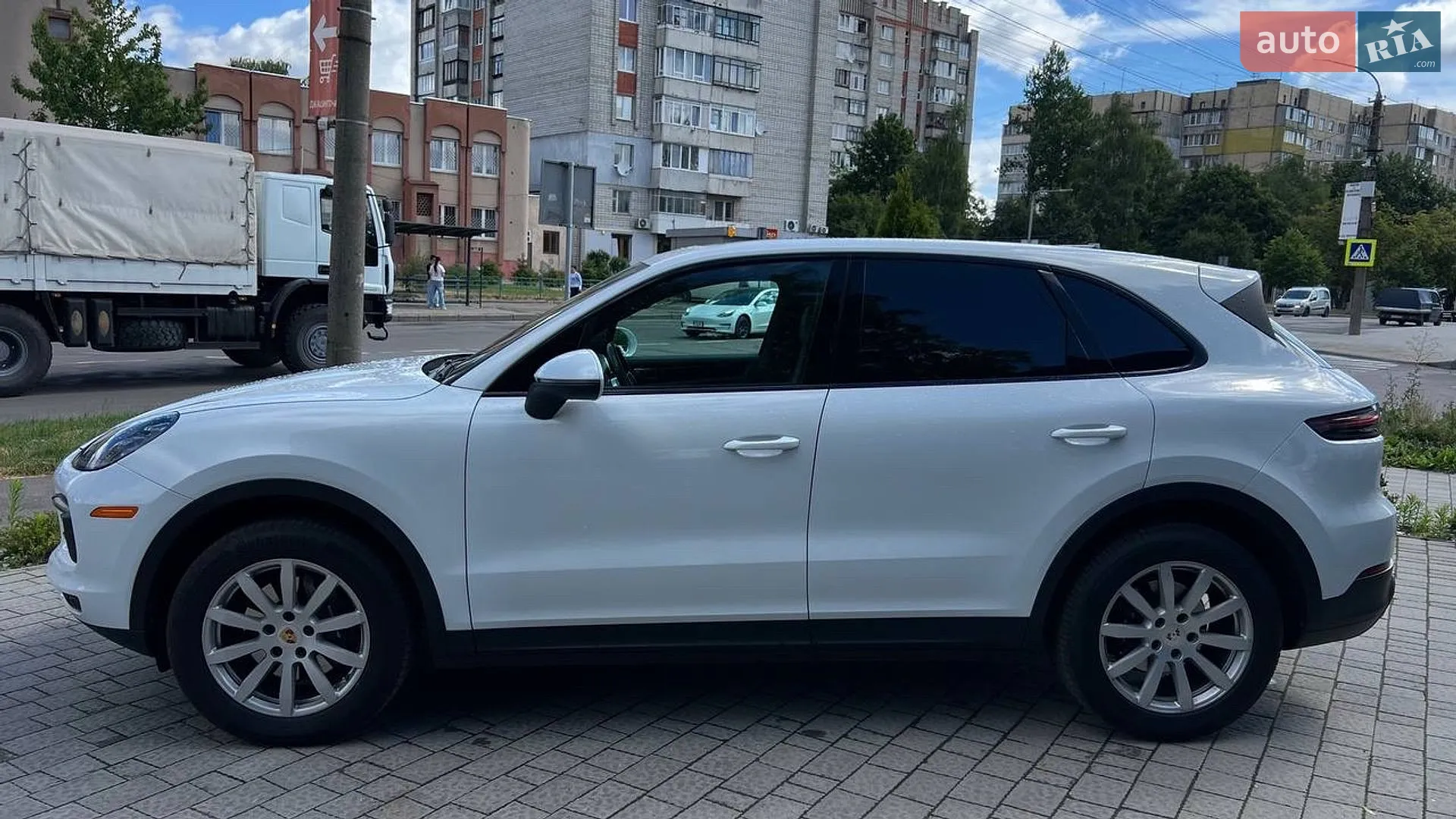 2018 Porsche Cayenne - мініатюра 4