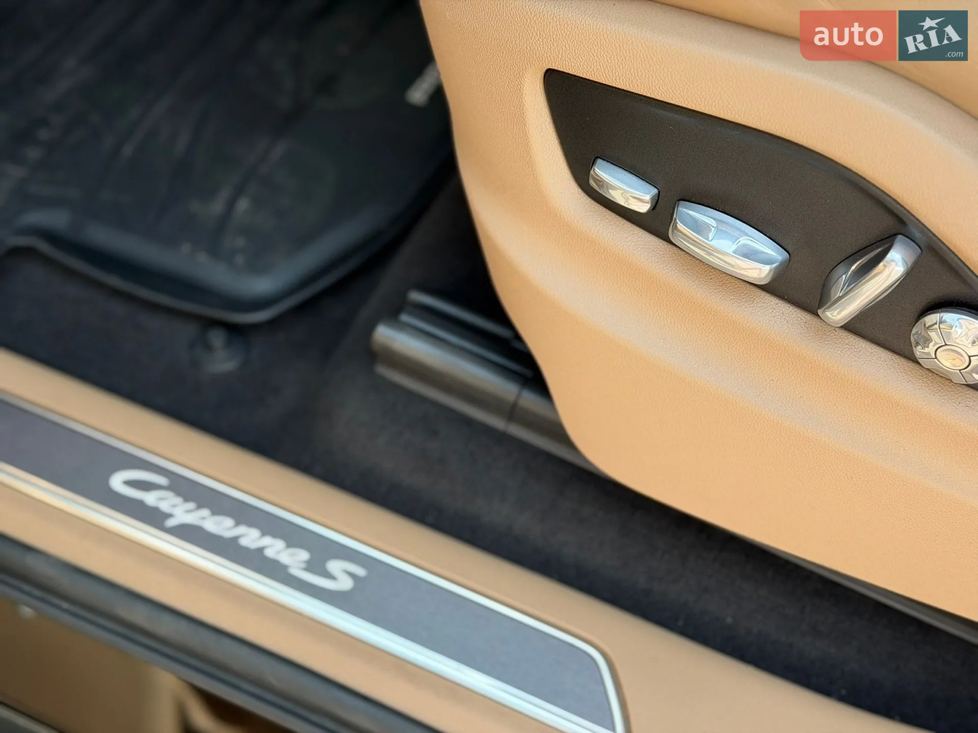 2019 Porsche Cayenne - мініатюра 33