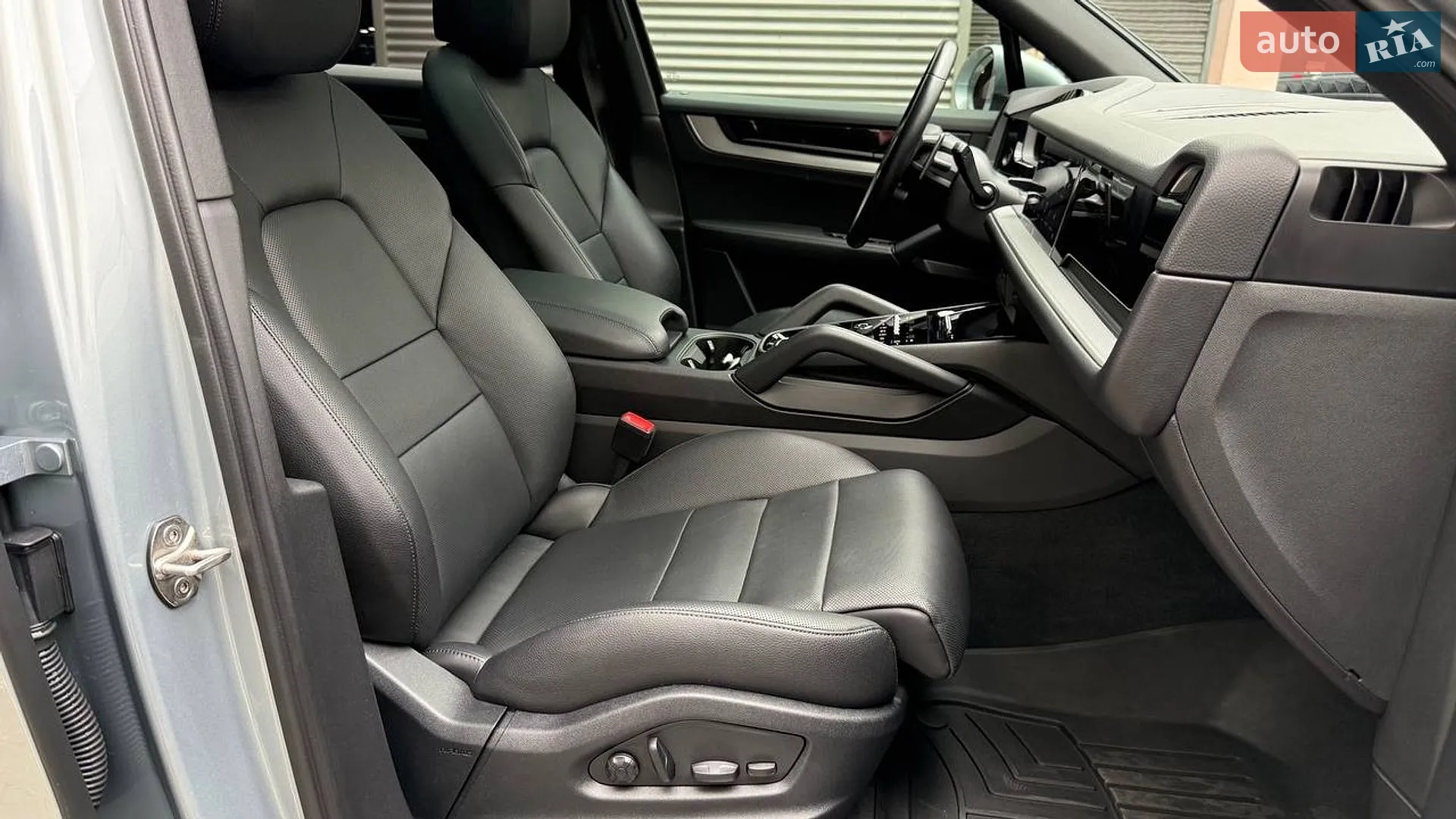 2023 Porsche Cayenne - мініатюра 15