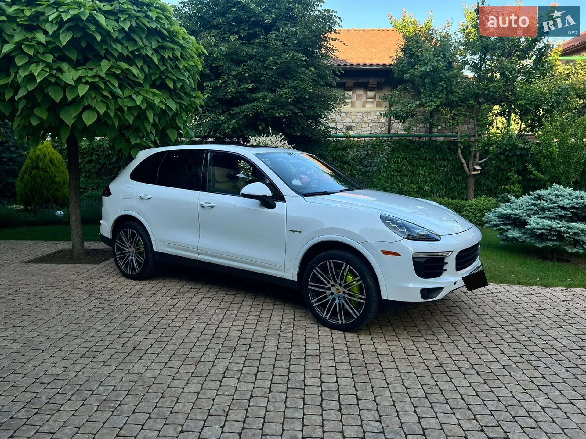 2017 Porsche Cayenne - мініатюра 3