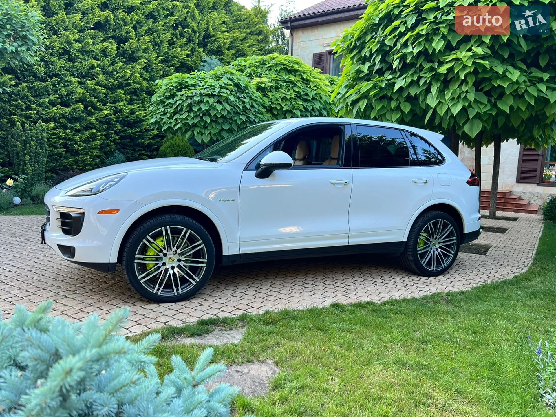 2017 Porsche Cayenne - мініатюра 10