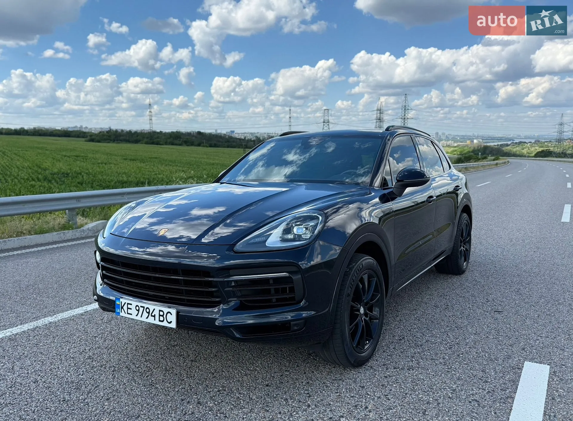 2019 Porsche Cayenne - мініатюра 3