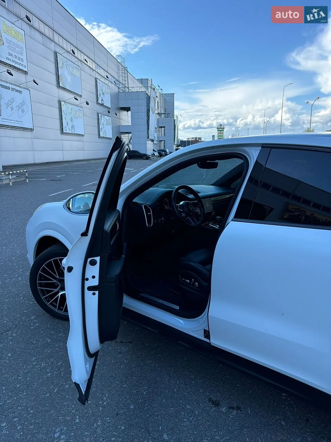 2019 Porsche Cayenne - мініатюра 15