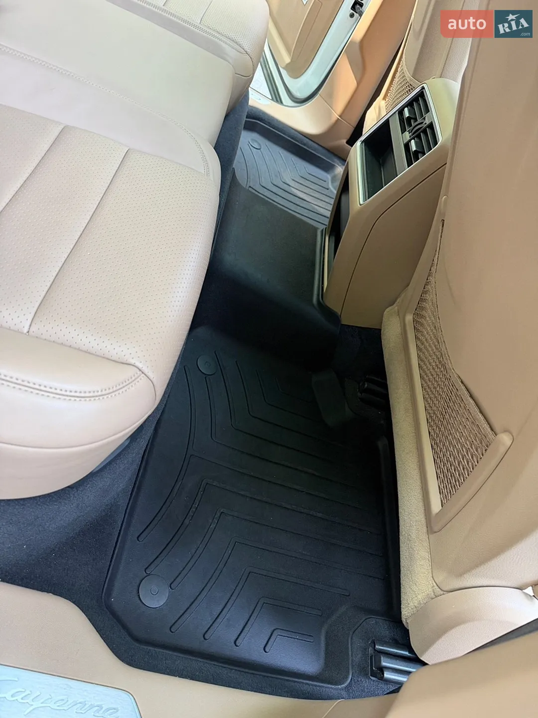 2019 Porsche Cayenne - мініатюра 10