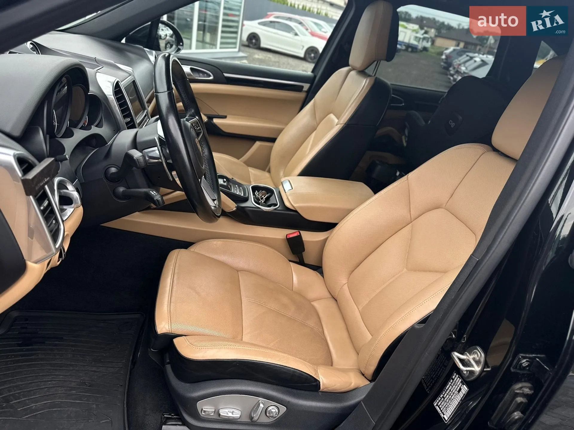 2015 Porsche Cayenne - мініатюра 13