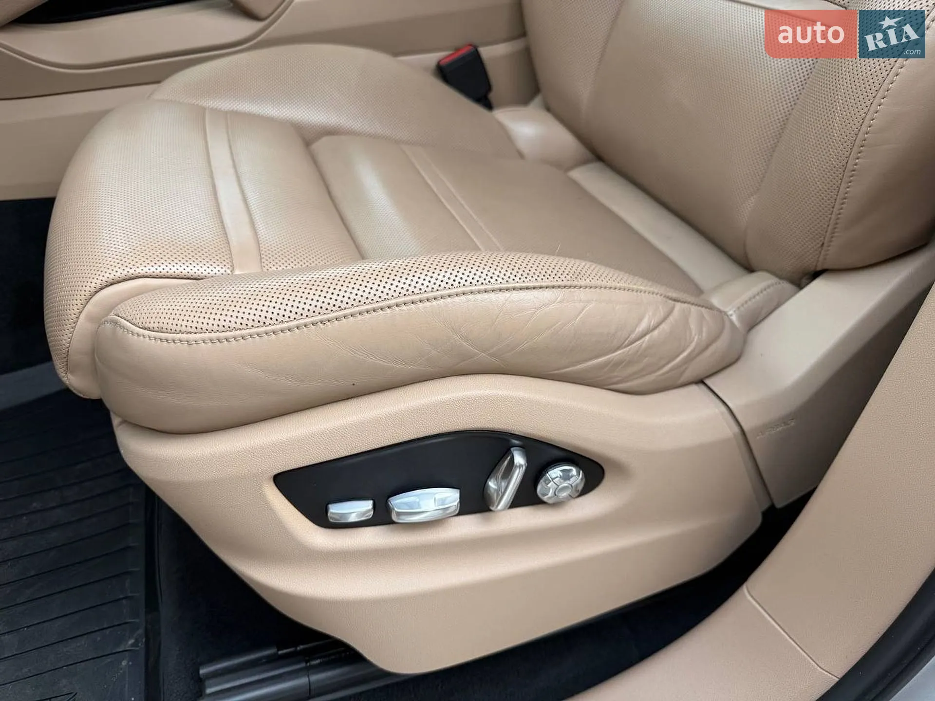 2018 Porsche Cayenne - мініатюра 20