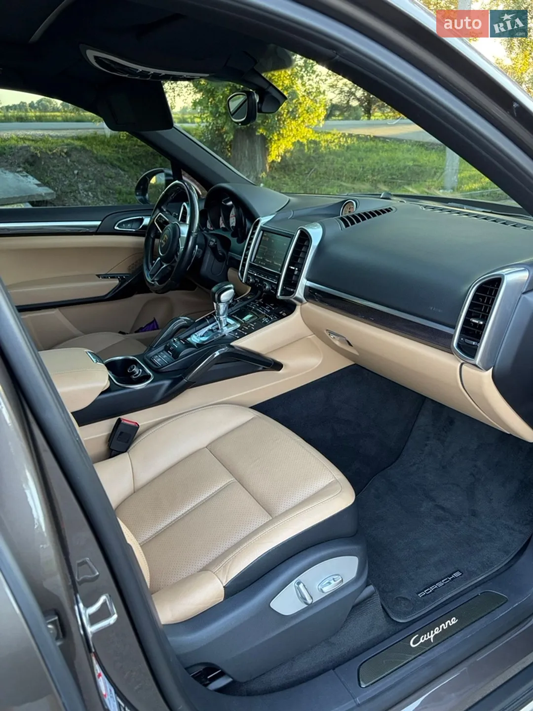 2016 Porsche Cayenne - мініатюра 19