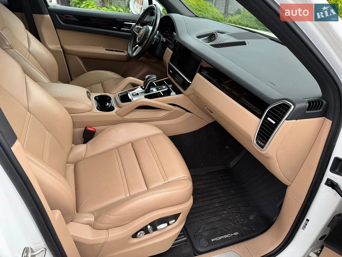 2020 Porsche Cayenne - мініатюра 11